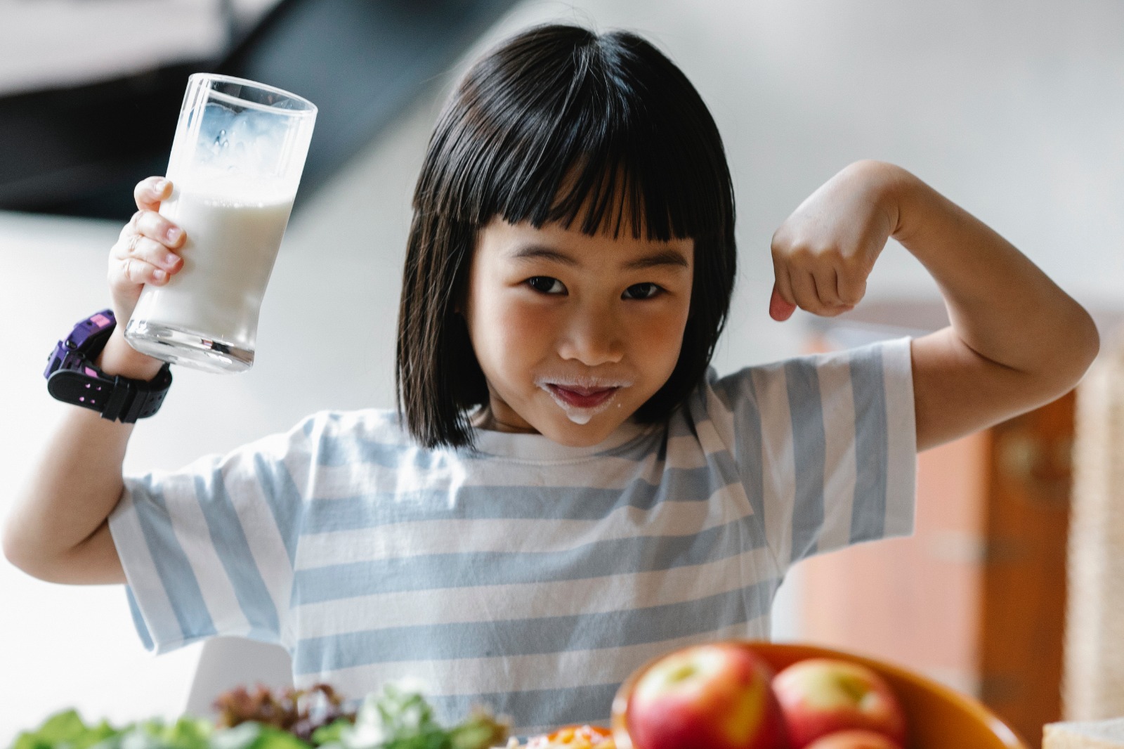 Çocuklarınızın Beslenmesinde Sütü Eksik Etmeyin